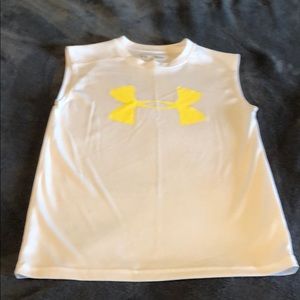 Boys size small UA sleeveless tee